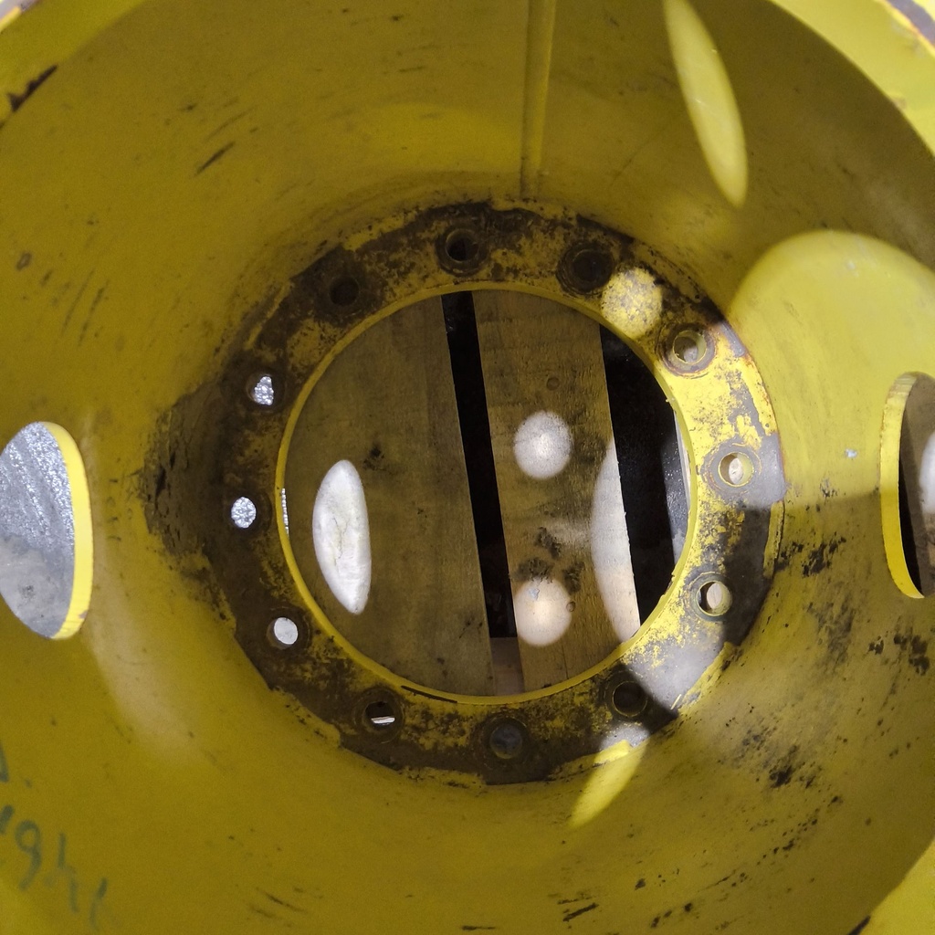 12 to 10-Hole 19.5"L Sprayer Extension, John Deere Yellow