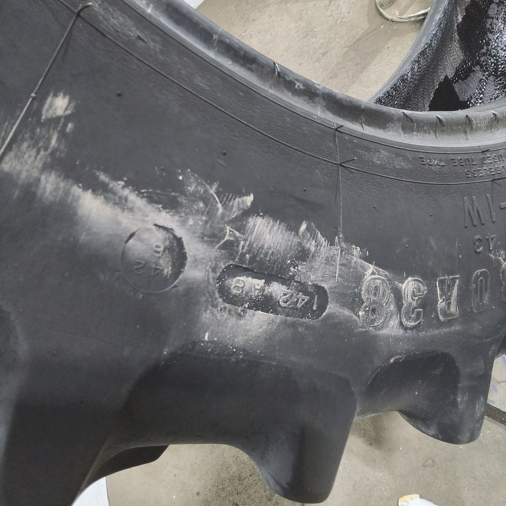 380/80R38 Firestone Radial All Traction DT R-1W 142A8 50%