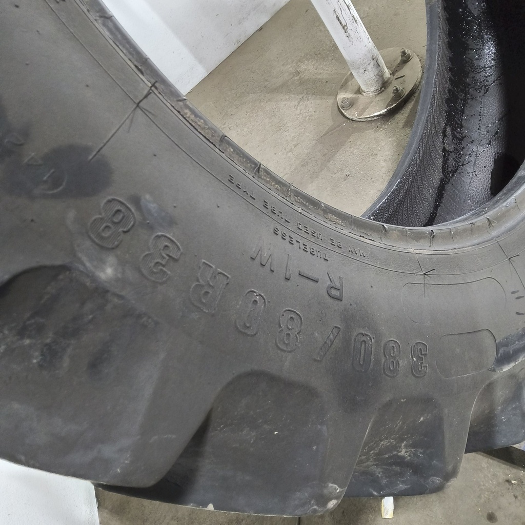 380/80R38 Firestone Radial All Traction DT R-1W 142A8 60%