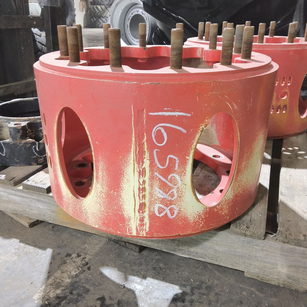 10 to 12-Hole 13.5"L FWD Spacer, Fendt/Agco Red