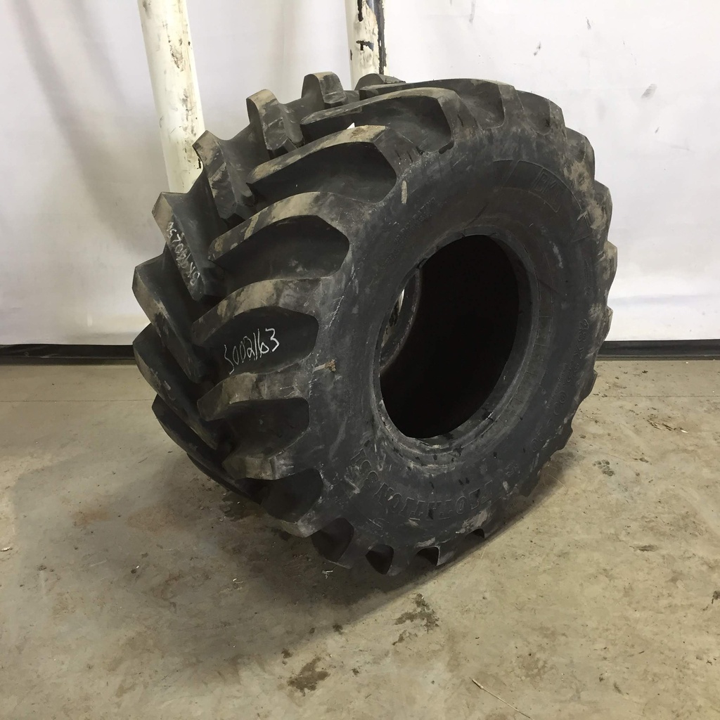 48/25.00-20 BKT Tires FL 351 High Flotation HF-3, E (10 Ply) 99%