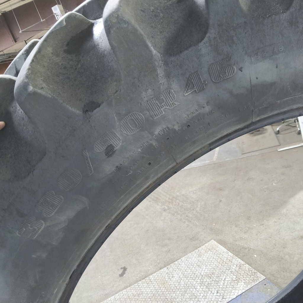 380/90R46 Firestone Radial 9000 R-1W 152B 70%