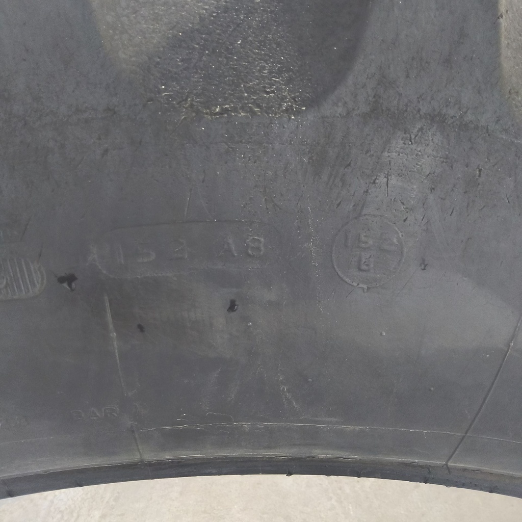 380/90R46 Firestone Radial 9000 R-1W 152B 70%