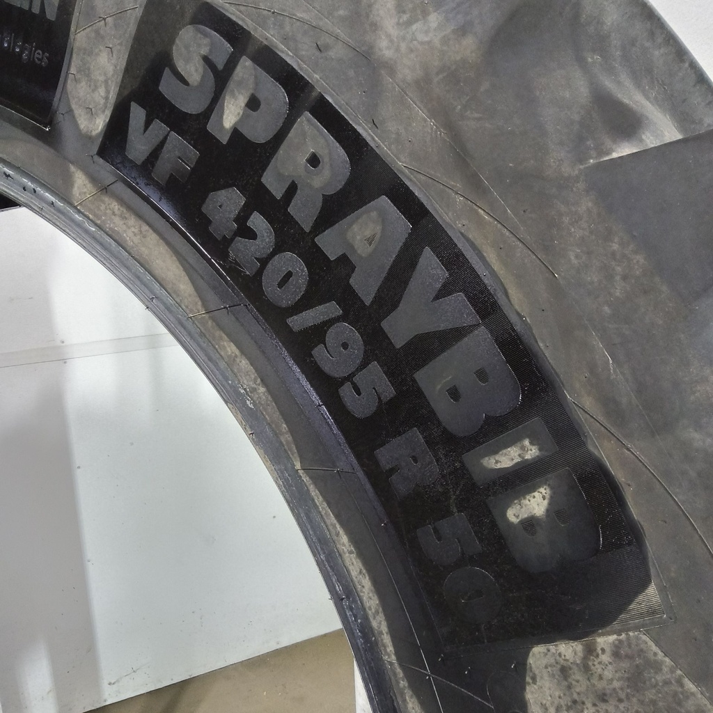 VF420/95R50 Michelin Spraybib CFO R-1S 179D/175E