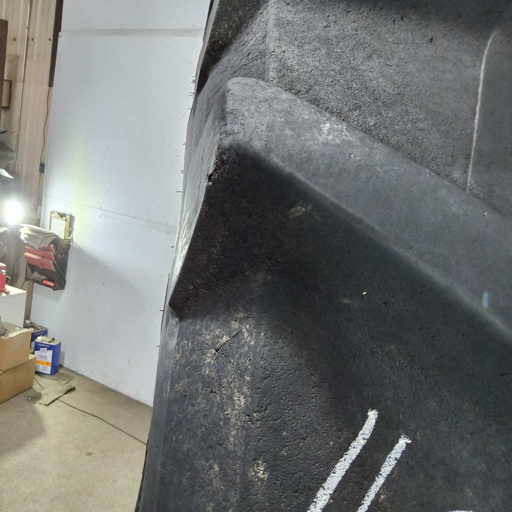 900/60R42 Trelleborg TM900 High Power R-1W 180D 75%