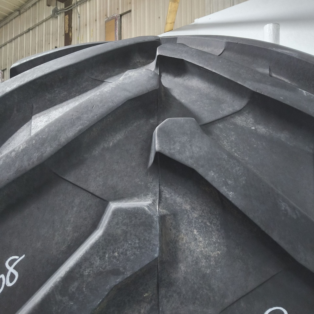 900/60R42 Trelleborg TM900 High Power R-1W 180D 75%