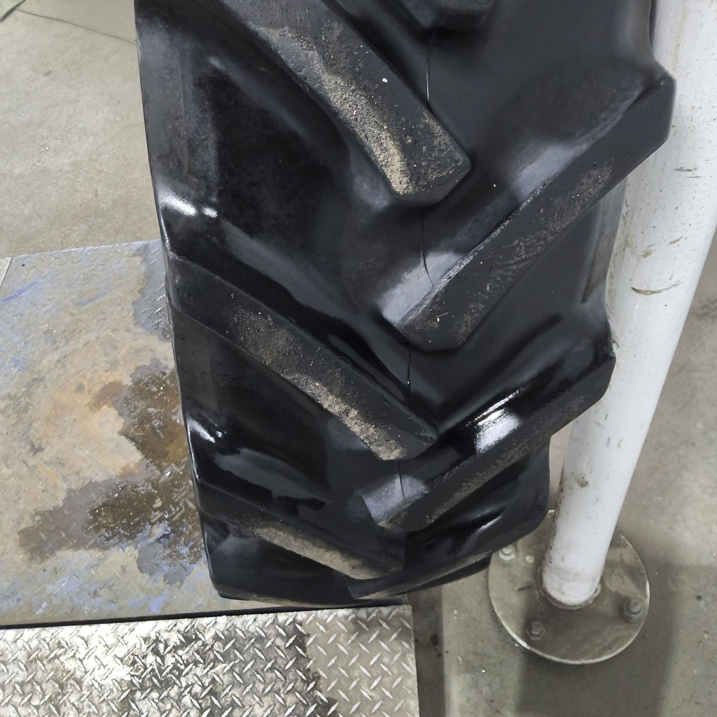 320/85R34 Mitas AC85 Radial R-1W 133A8 75%