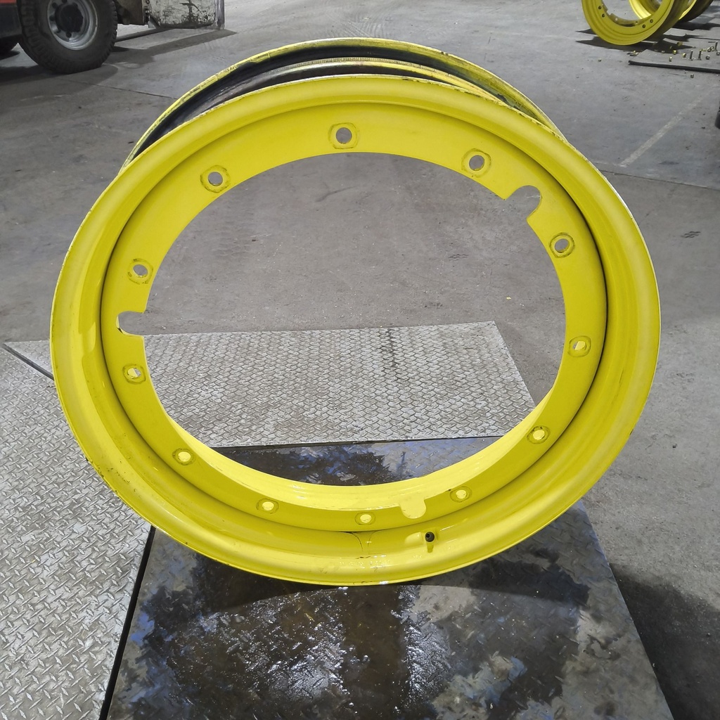 10"W x 38"D, John Deere Yellow 12-Hole Stub Disc , 1.88" Offset