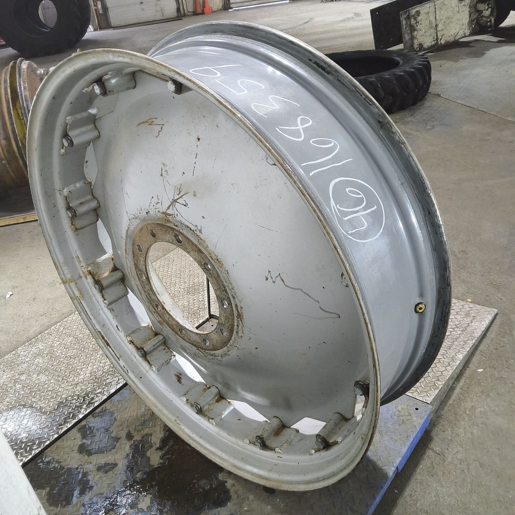 12"W x 46"D, Case IH Silver Mist 12-Hole Rim with Clamp/Loop Style