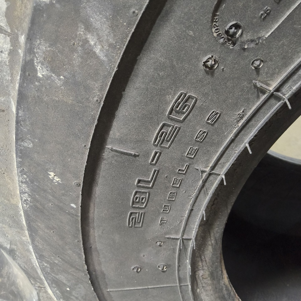 28L-26 Goodyear Farm Special Sure Grip TD8 R-2 H (16 Ply), 30%