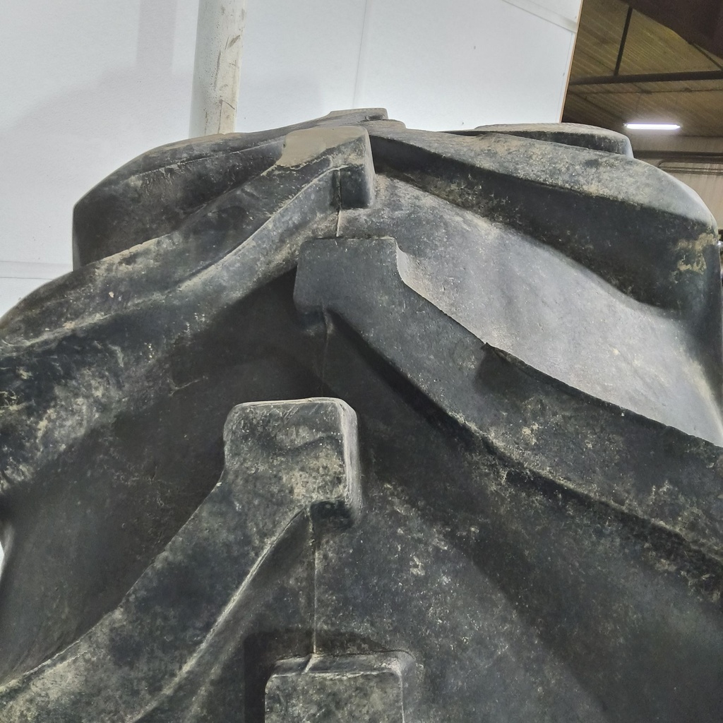 28L-26 Goodyear Farm Special Sure Grip TD8 R-2 H (16 Ply), 35%