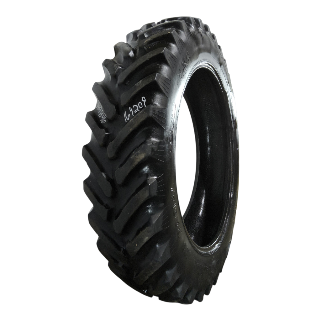 14.9R46 Titan Farm Hi Traction Lug Radial R-1 142A8 60%