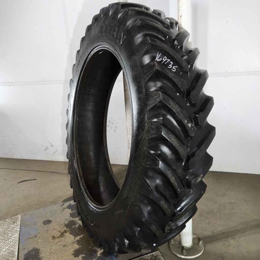 380/90R46 Titan Farm Hi Traction Lug Radial R-1 149B 70%