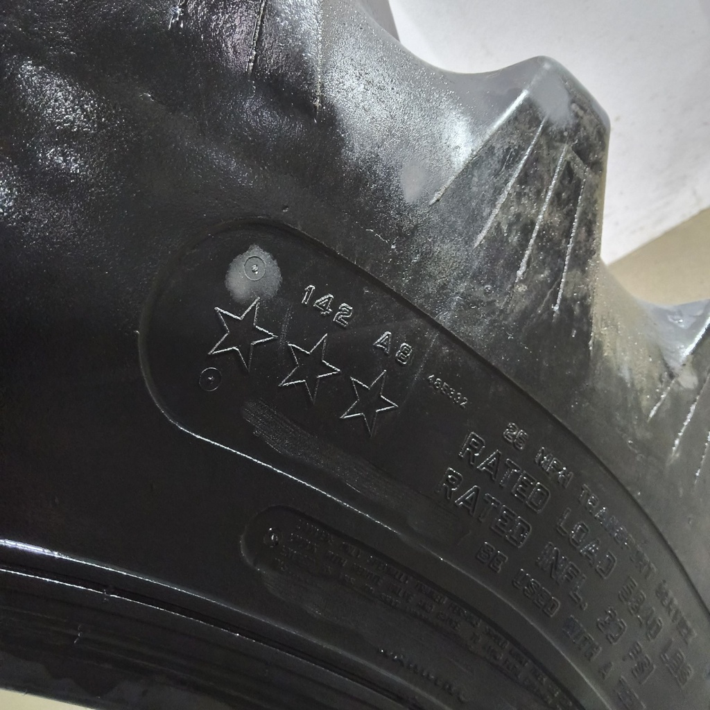 14.9R46 Titan Farm Hi Traction Lug Radial R-1 142B 60%