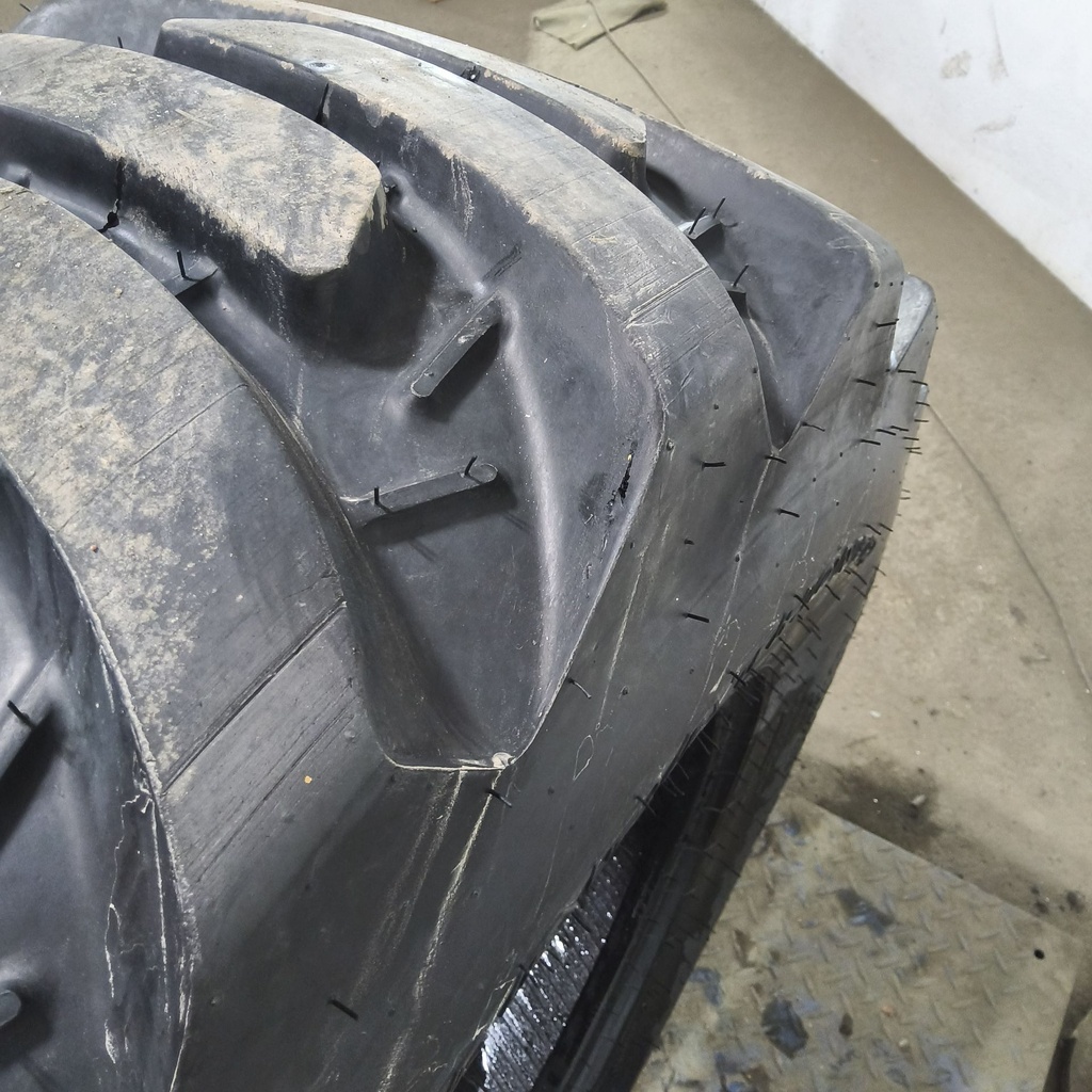 43x16.00-20 Galaxy Marathoner R-4 B (4 Ply), 95%