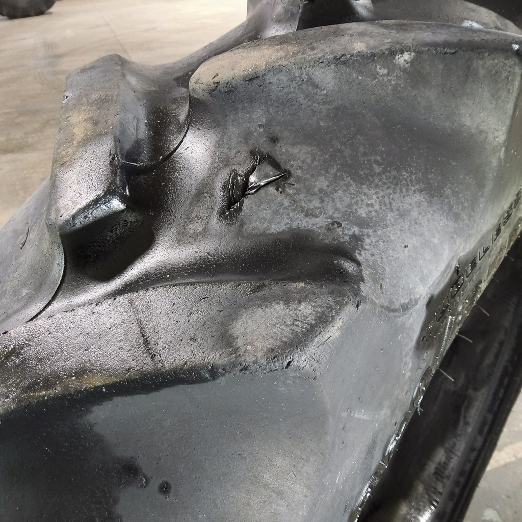 320/85R38 Goodyear Farm DT800 Super Traction R-1W 143A8 50%