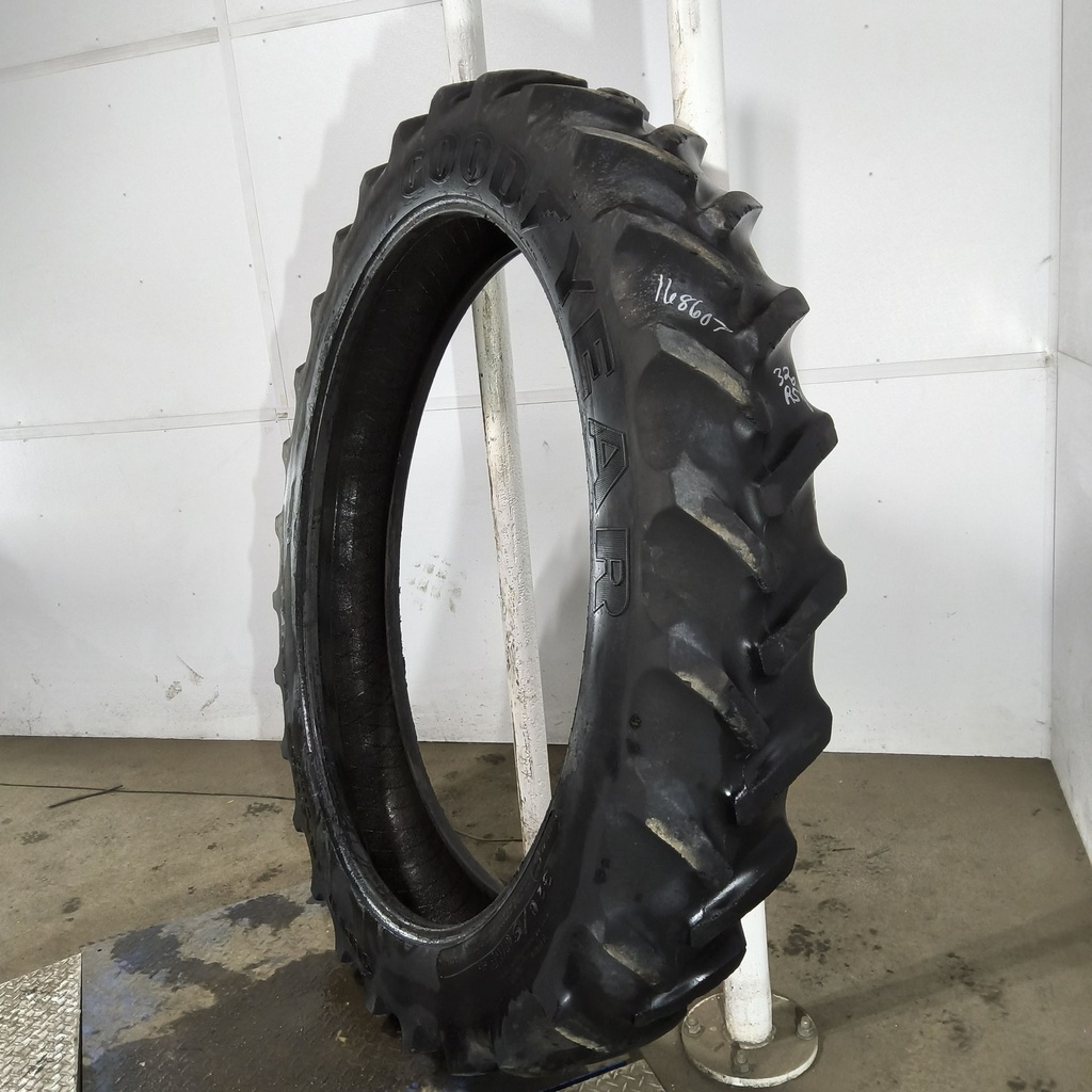 320/90R54 Goodyear Farm DT800 Super Traction R-1W 149A8 45%