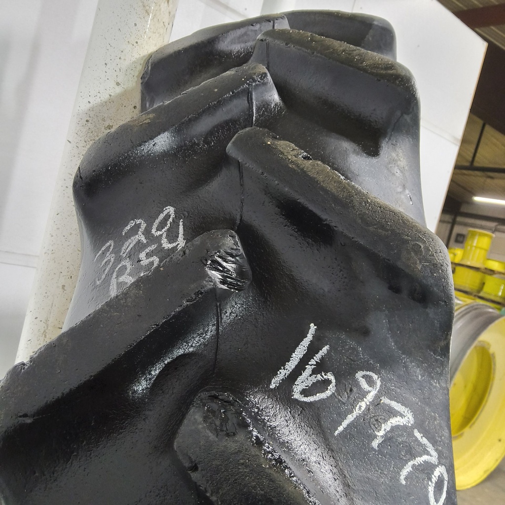 320/90R54 Goodyear Farm DT800 Super Traction R-1W 149A8 55%