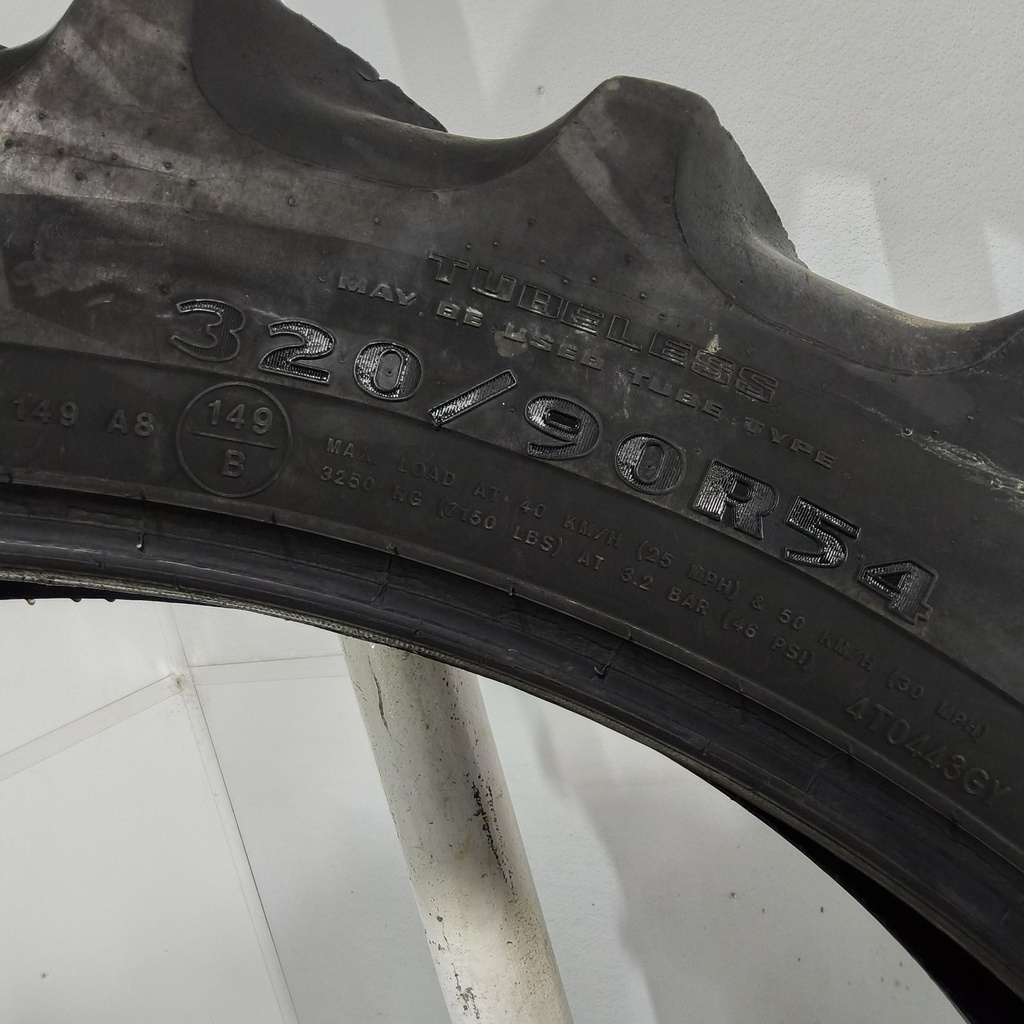 320/90R54 Goodyear Farm DT800 Super Traction R-1W 149A8 55%