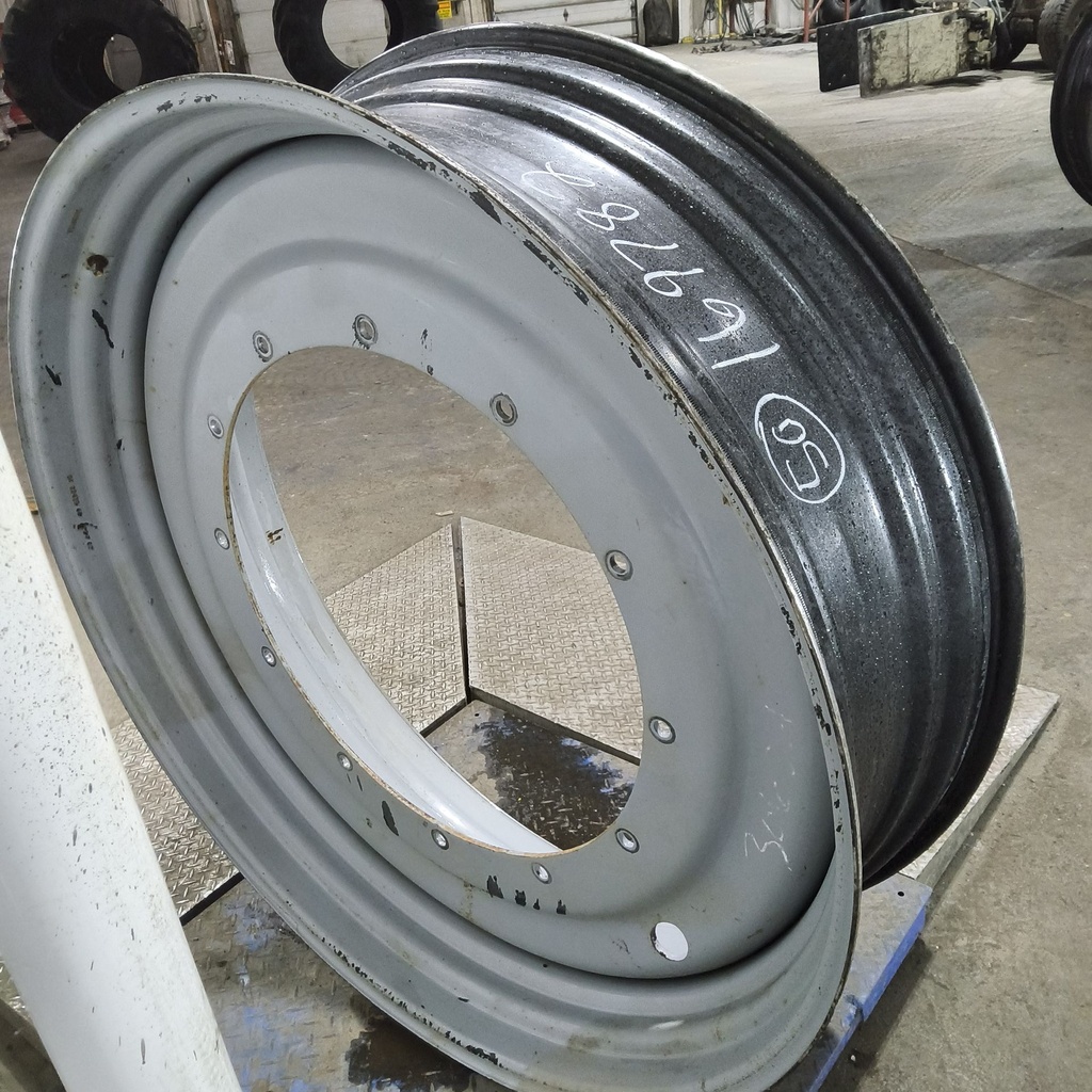 15"W x 50"D, Agco Corp Gray 12-Hole Stub Disc , 2.88" Offset