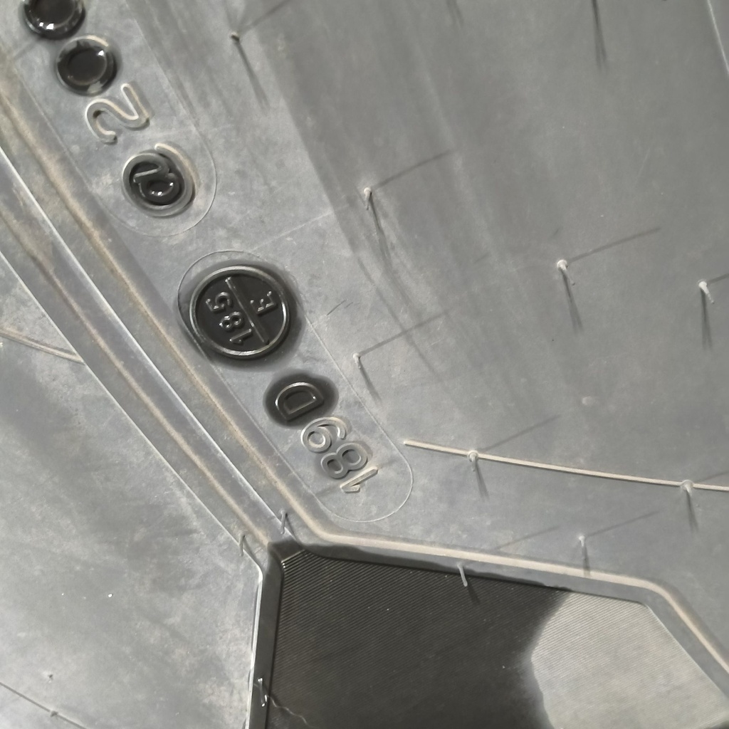 VF900/60R42 Michelin AxioBib 2 R-1W 189D/185E 80%