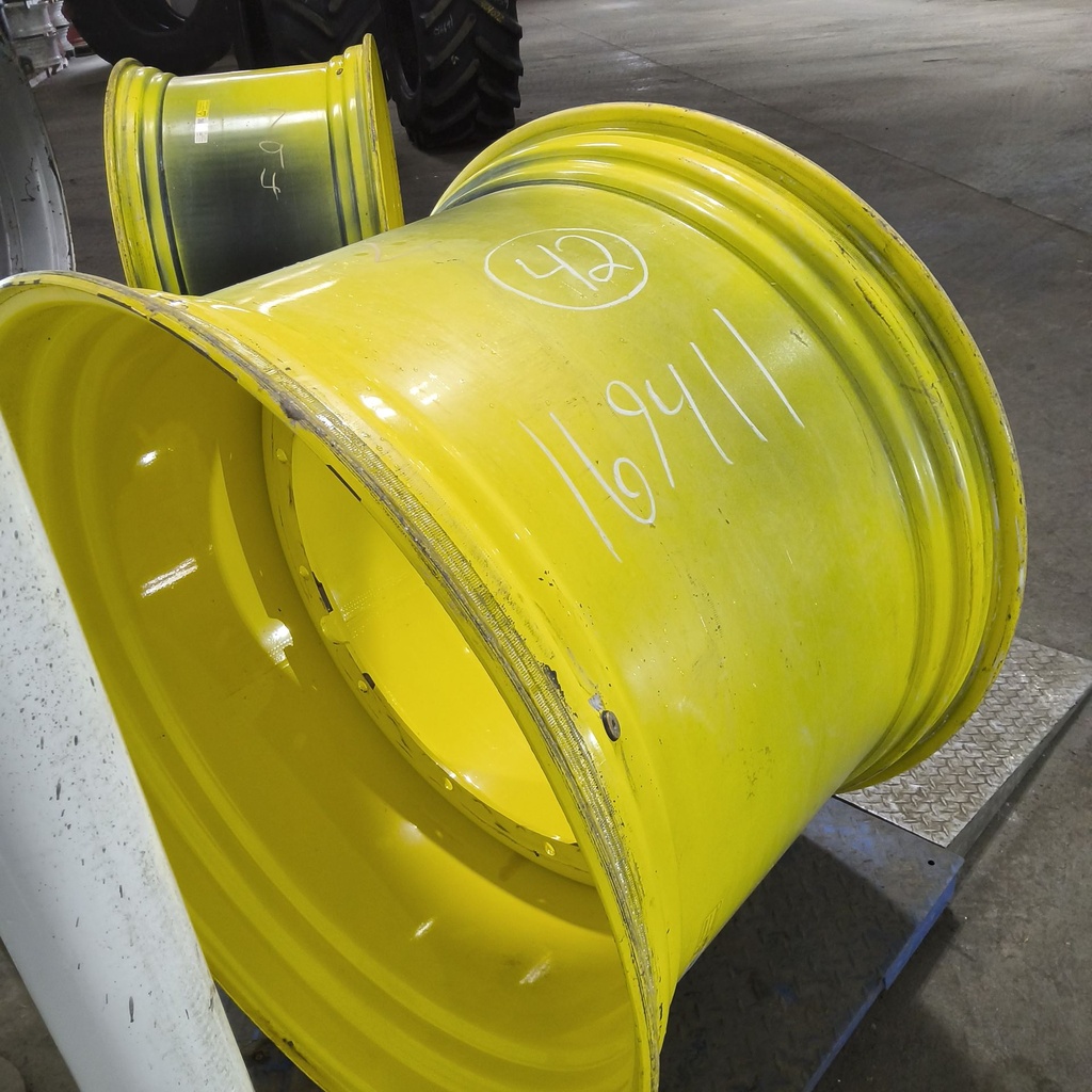 30"W x 42"D, John Deere Yellow 12-Hole Stub Disc , -0.75" Offset