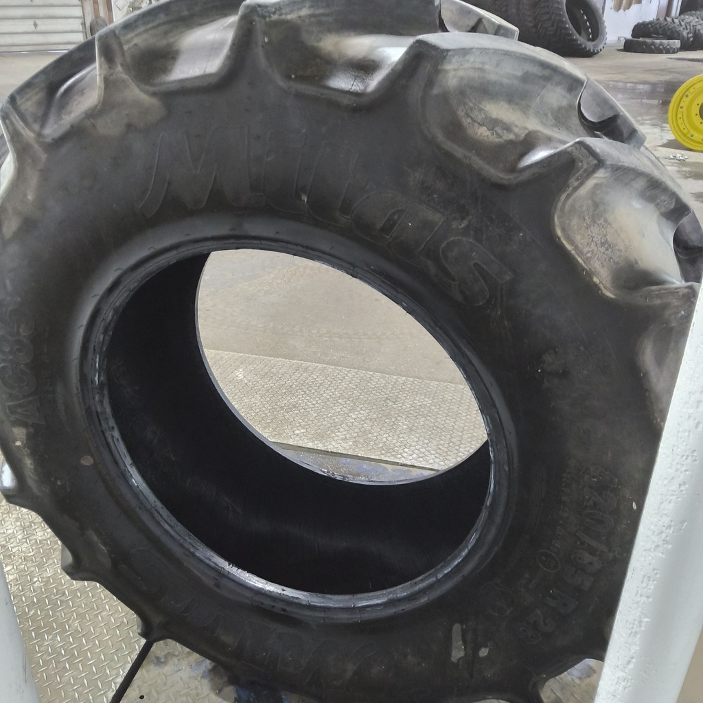 420/85R28 Mitas AC85 Radial R-1W 139A8/139B 90%