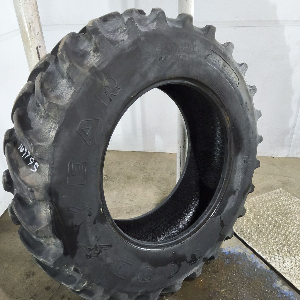 380/85R30 Goodyear Farm Dyna Torque Radial R-1 134A8 60%