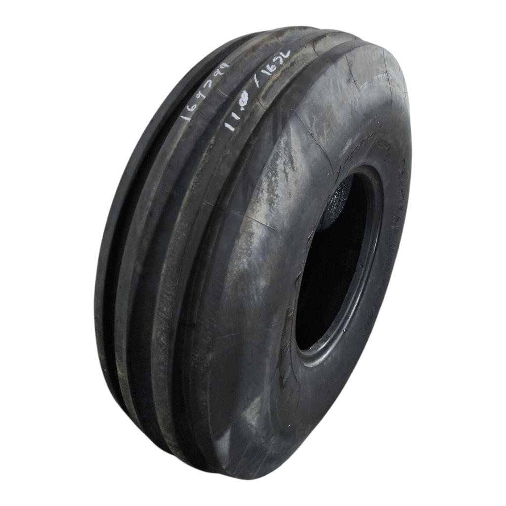 11.00-16SL Titan Farm Tru-Trac Multi-Rib 4-Rib F-2M D (8 Ply), 90%