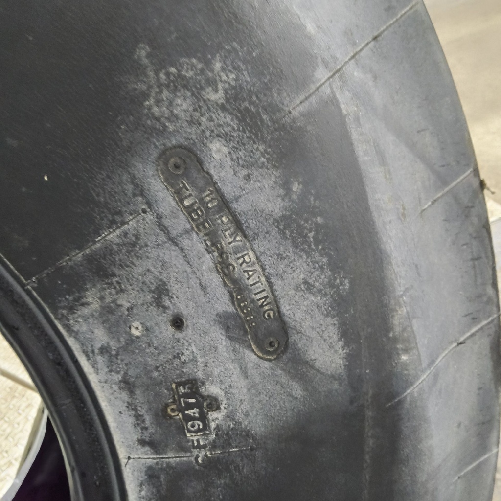 14L-16.1SL Armstrong Tru-Trac Multi-RIB F-2M E (10 Ply), 99%