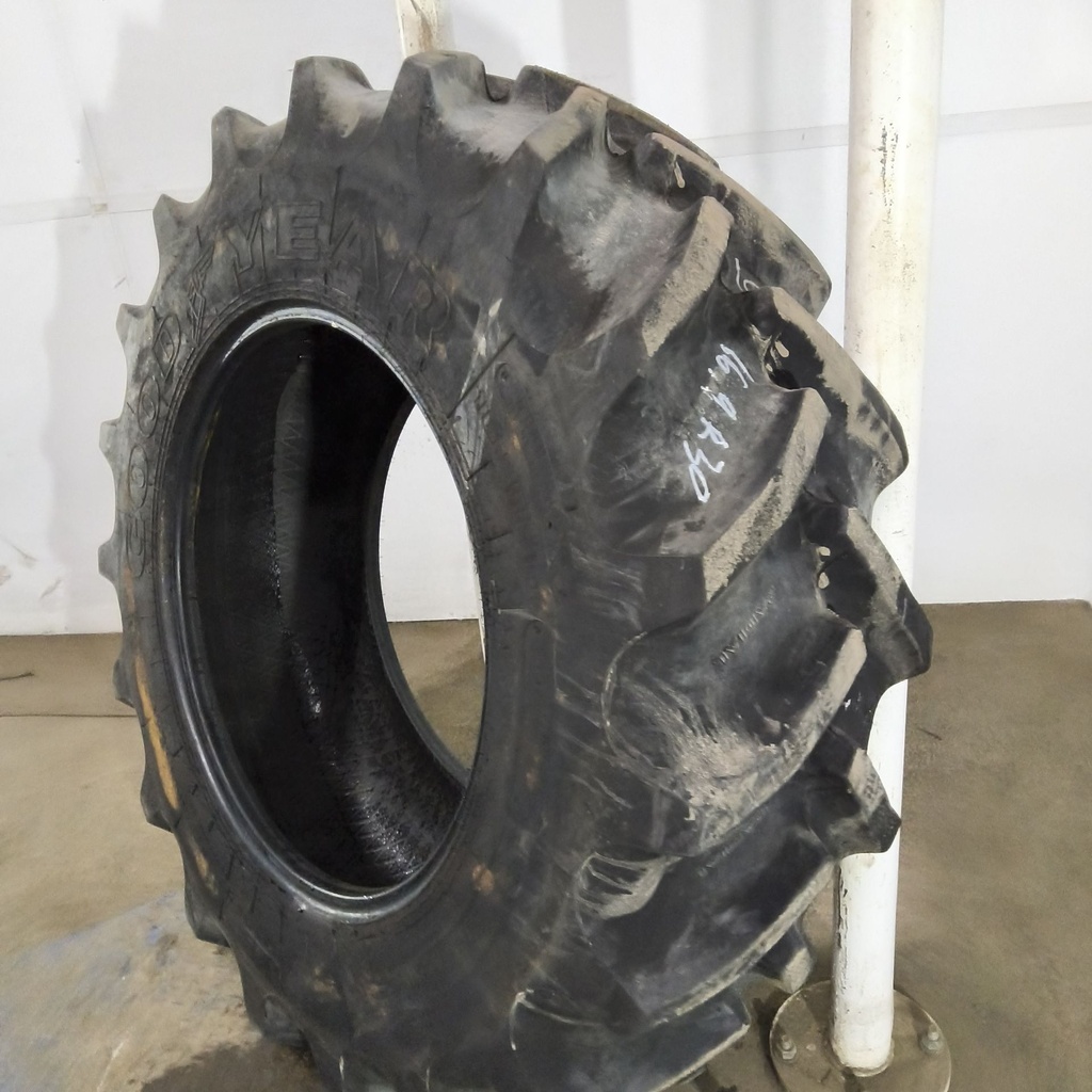 16.9R30 Goodyear Farm Super Traction Radial R-1W 144B 90%