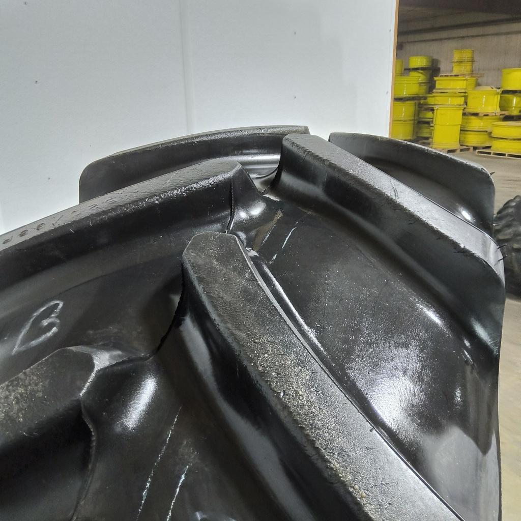 520/85R38 Firestone Performer 85 R-1W 155A8 85%