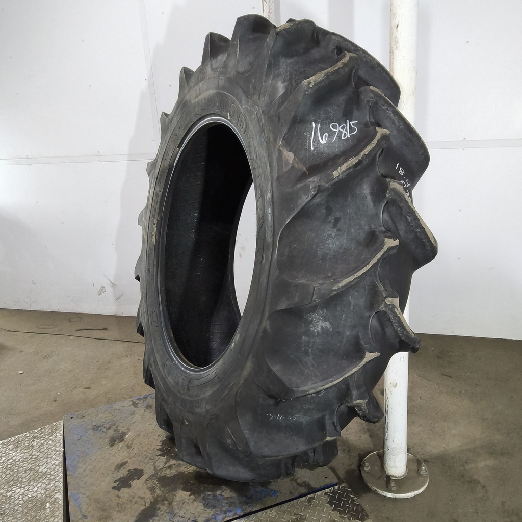 480/80R38 Goodyear Farm Special Sure Grip Radial TD8 R-2 141A8 65%