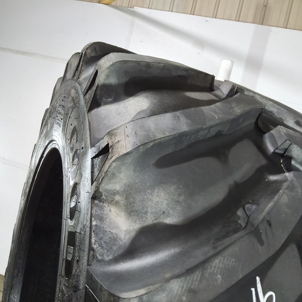 LSW1100/45R46 Goodyear Farm DT930 R-1W 195D 95%