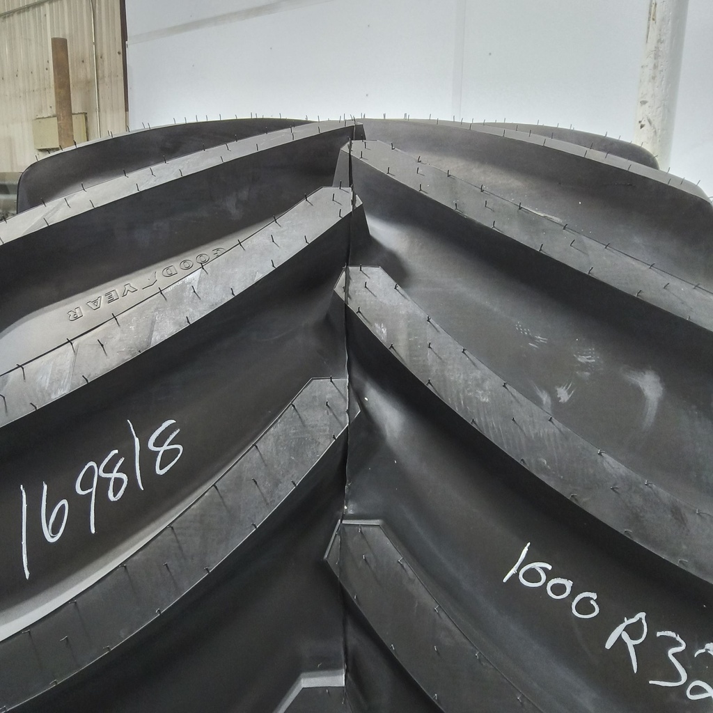 LSW1000/40R32 Goodyear Farm Optitrac R-1W 167D 99%