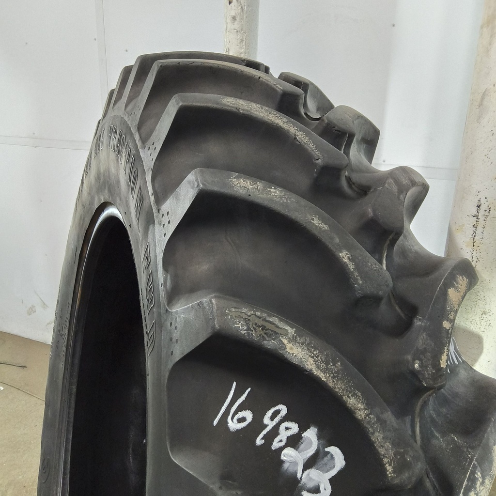 14.9R34 Firestone Radial All Traction FWD R-1 136A8 85%