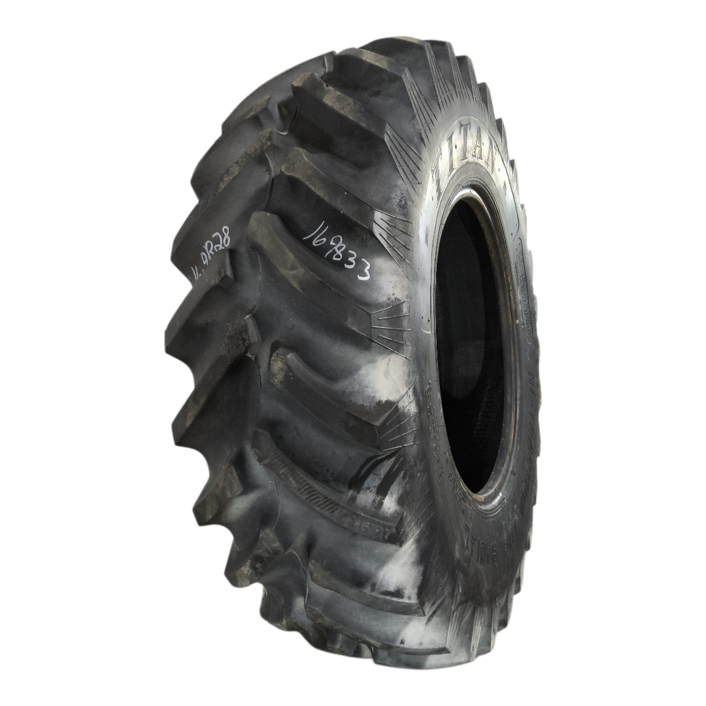 16.9R28 Titan Farm Hi Traction Lug Radial R-1 136A8 85%