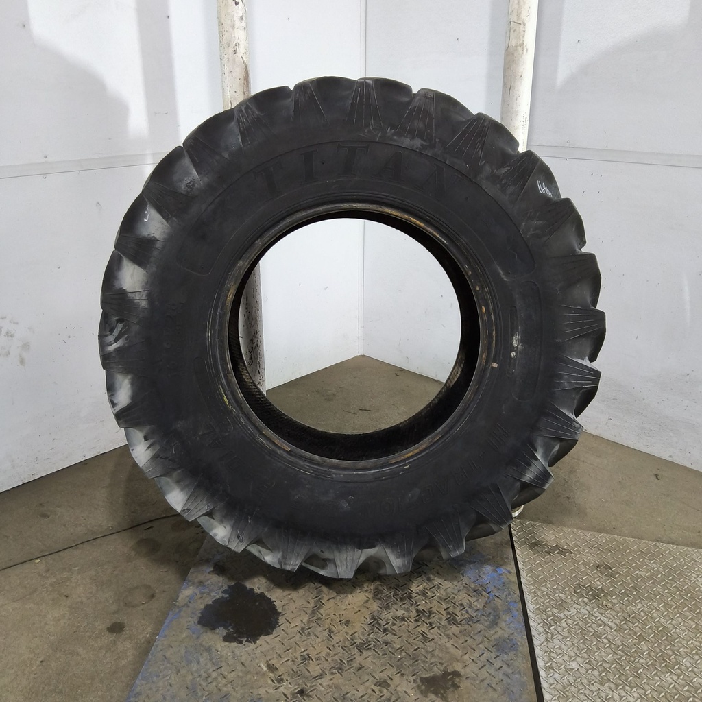 16.9R28 Titan Farm Hi Traction Lug Radial R-1 136A8 85%