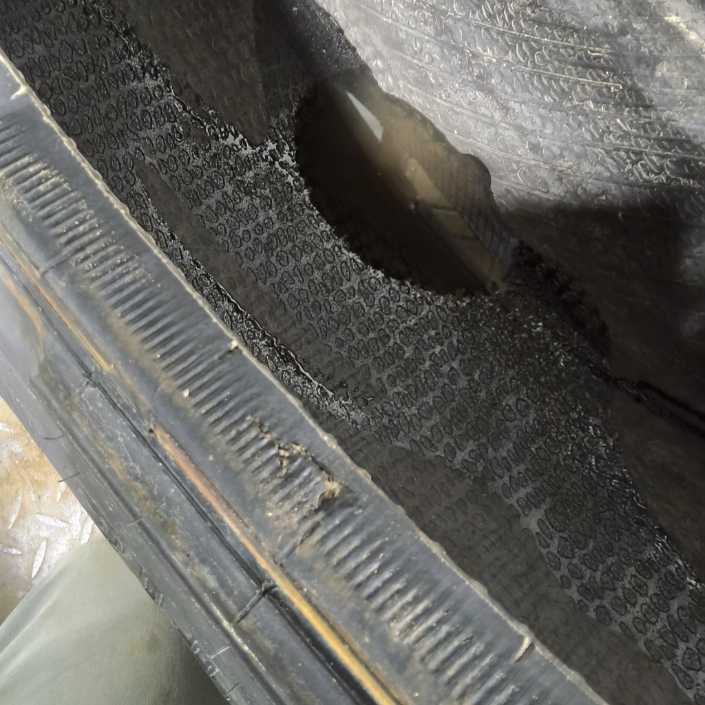 16.9R28 Titan Farm Hi Traction Lug Radial R-1 136A8 85%