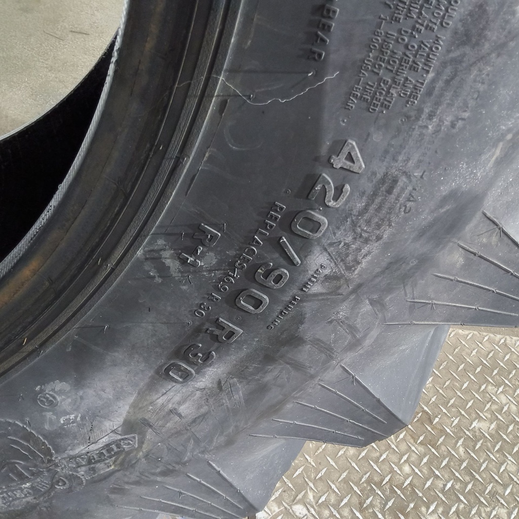 420/90R30 Titan Farm Hi Traction Lug Radial R-1 142B 70%
