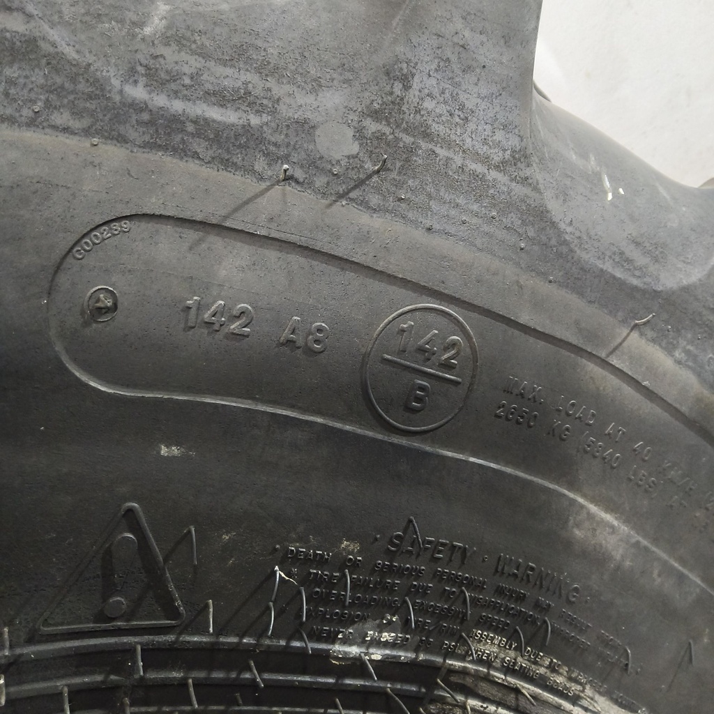 420/90R30 Goodyear Farm UltraTorque Radial R-1 142B 75%
