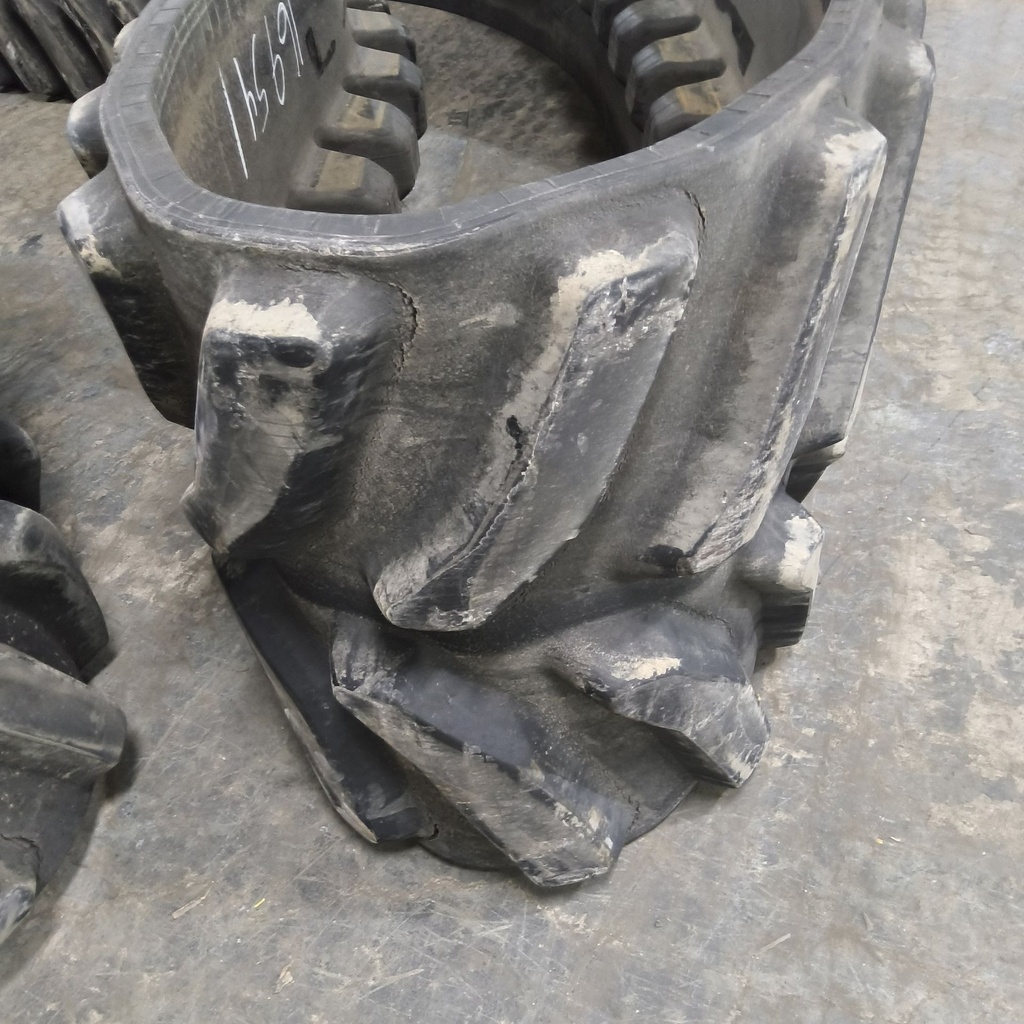 30" Firestone Track Class 6 AGCO Challenger CAT MT800 80%