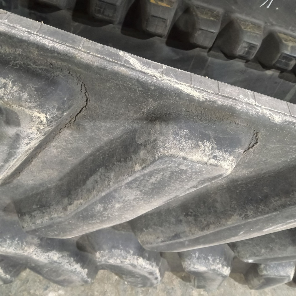 30" Firestone Track Class 6 AGCO Challenger CAT MT800 80%