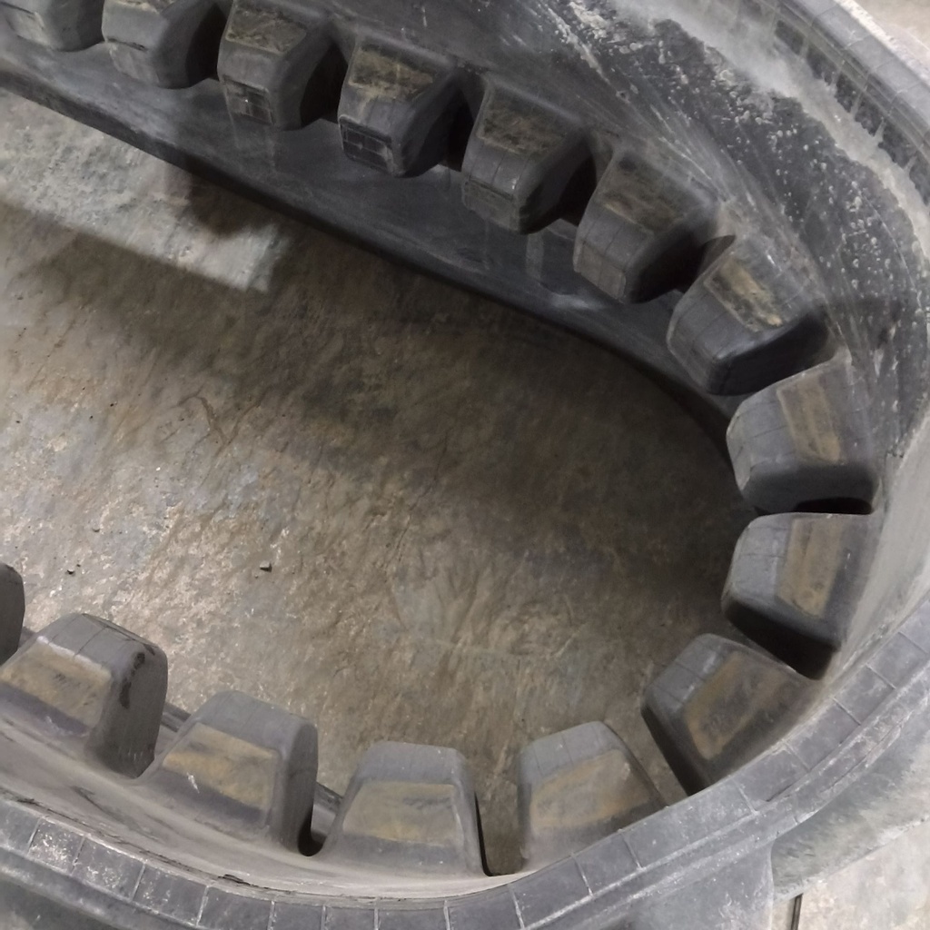 30" Firestone Track Class 6 AGCO Challenger CAT MT800 80%