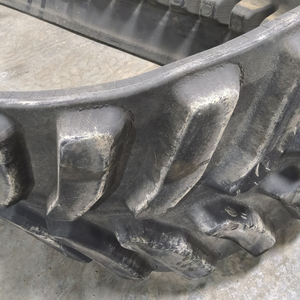 30" Firestone Track Class 6 AGCO Challenger CAT MT800 80%