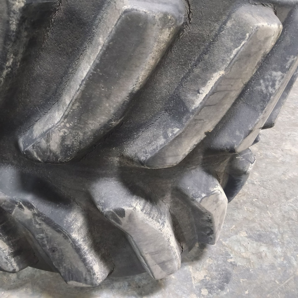 30" Firestone Track Class 6 AGCO Challenger CAT MT800 80%