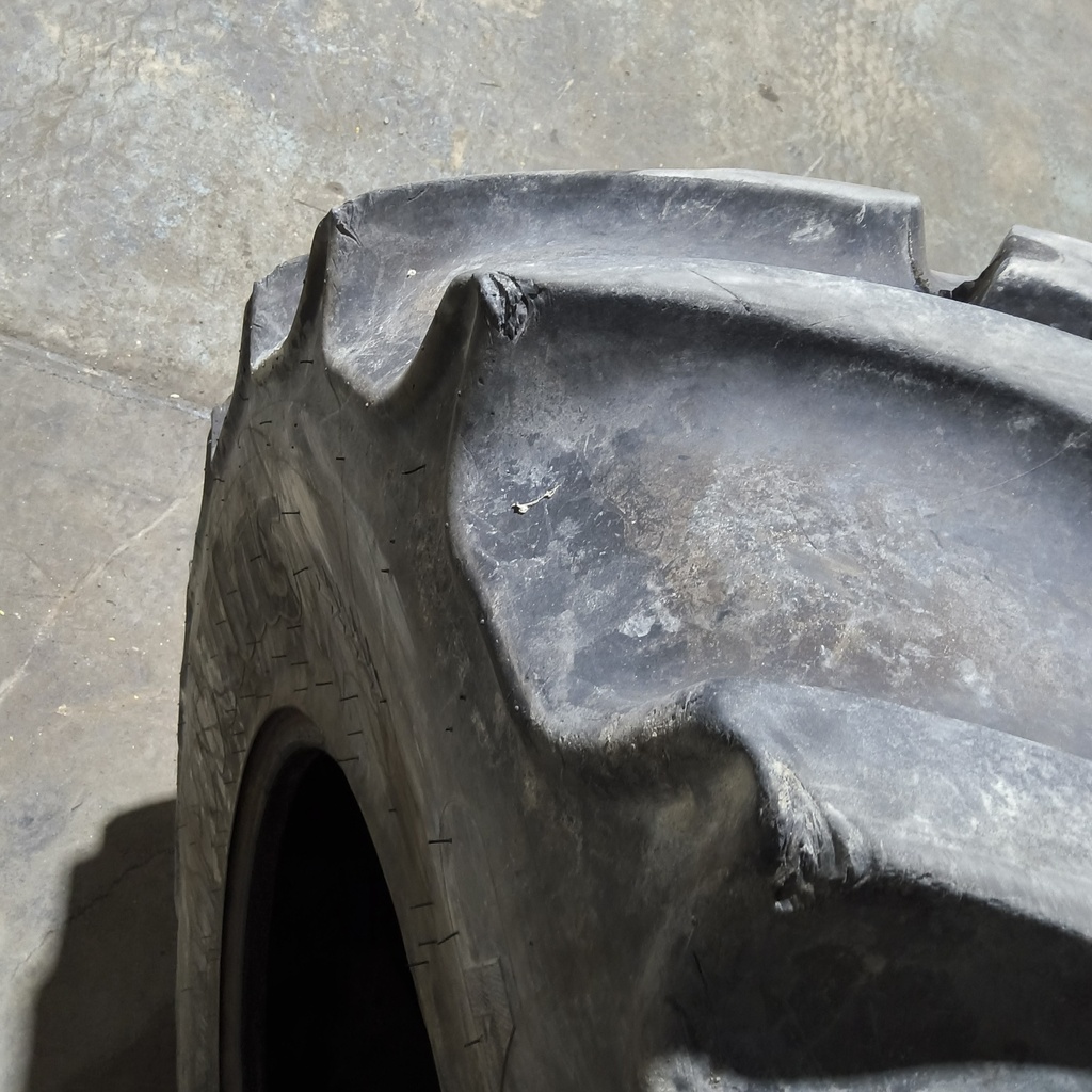 420/85R24 Mitas AC85 Radial R-1W 137A8 60%