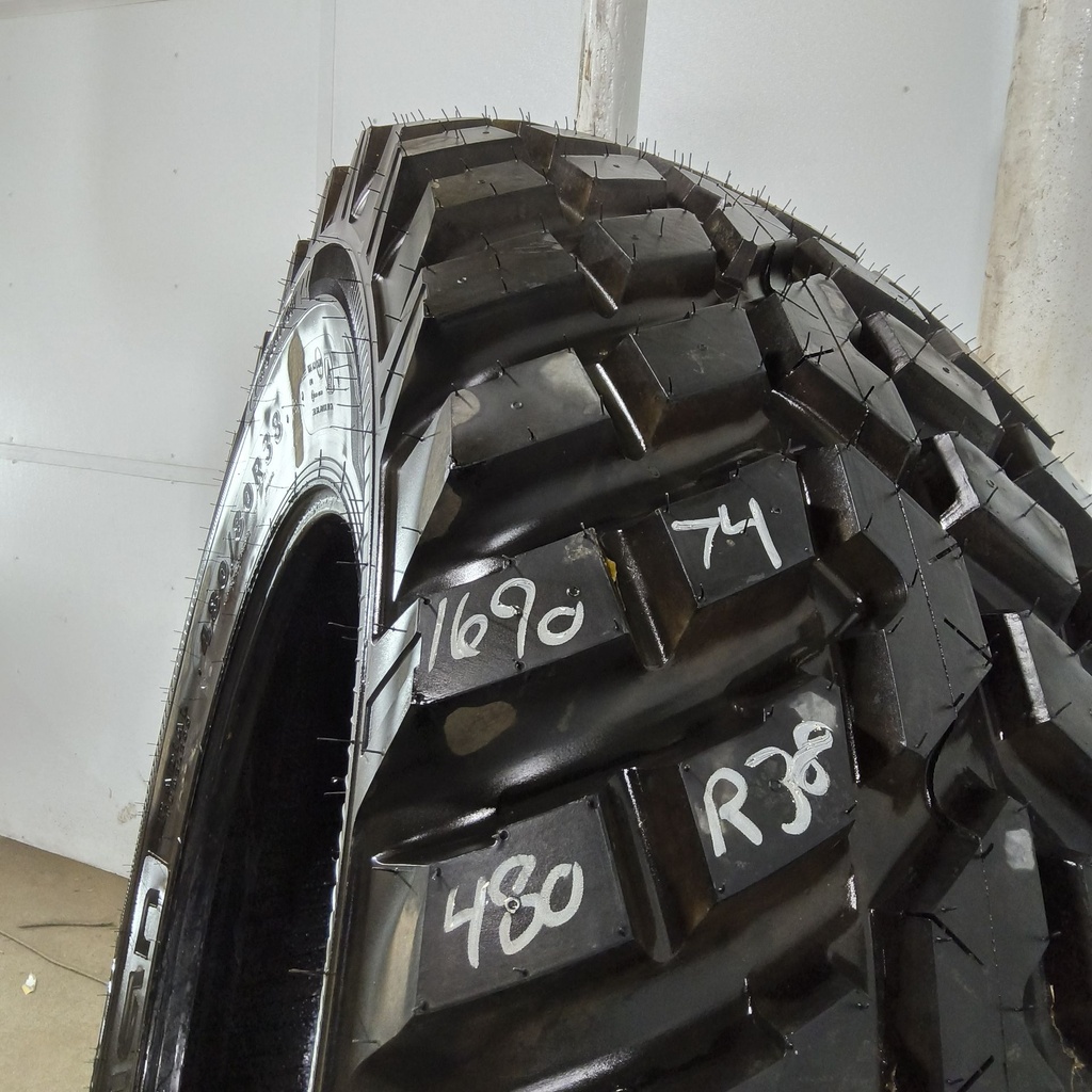 480/80R38 Nokian TRI 2 R-1 166A8 99%