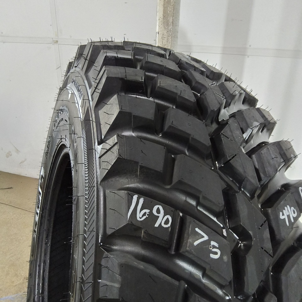 440/80R24 Nokian TRI 2 R-1 149D 99%