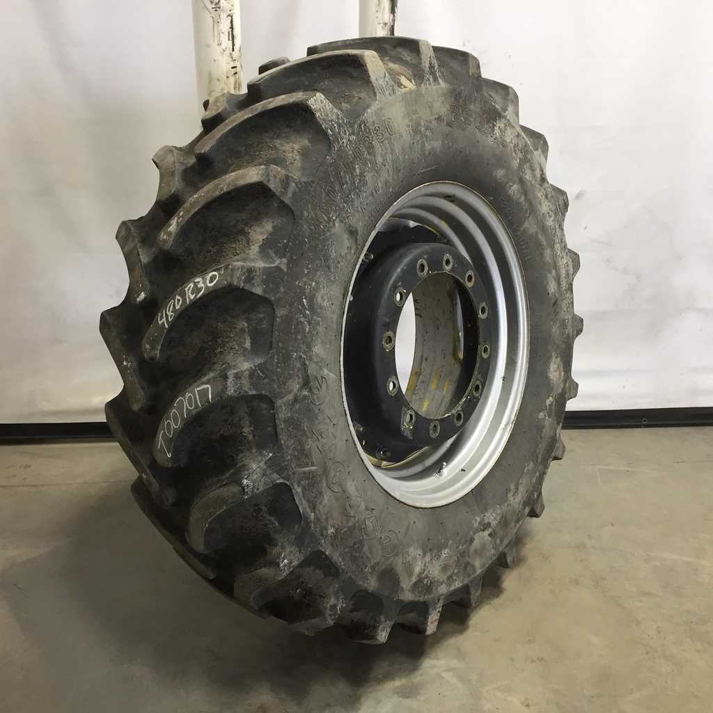 480/70R30 Firestone Radial All Traction DT R-1W on Case IH Silver Mist/Black 12-Hole Waffle Wheel (Groups of 2 bolts) 80%